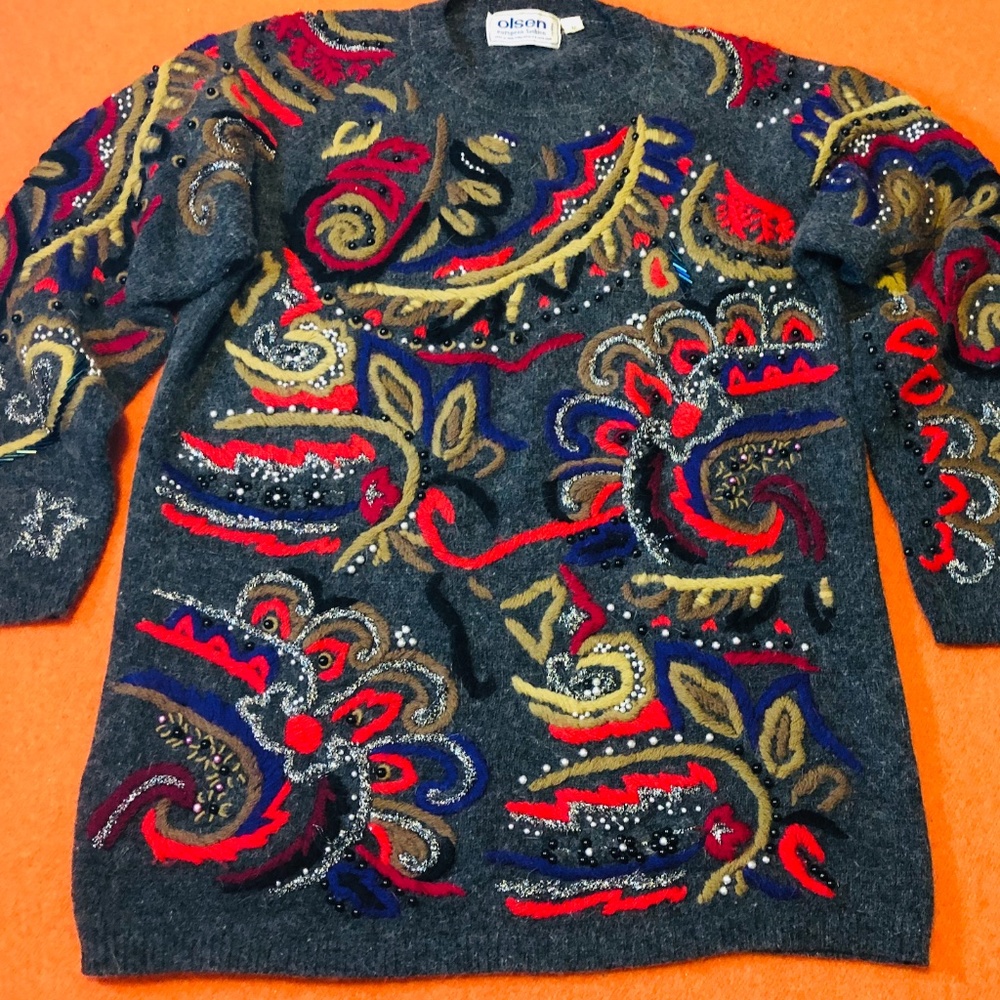 Vintage Olsen European Fashion wool and angora embellished embroider sweater EUC